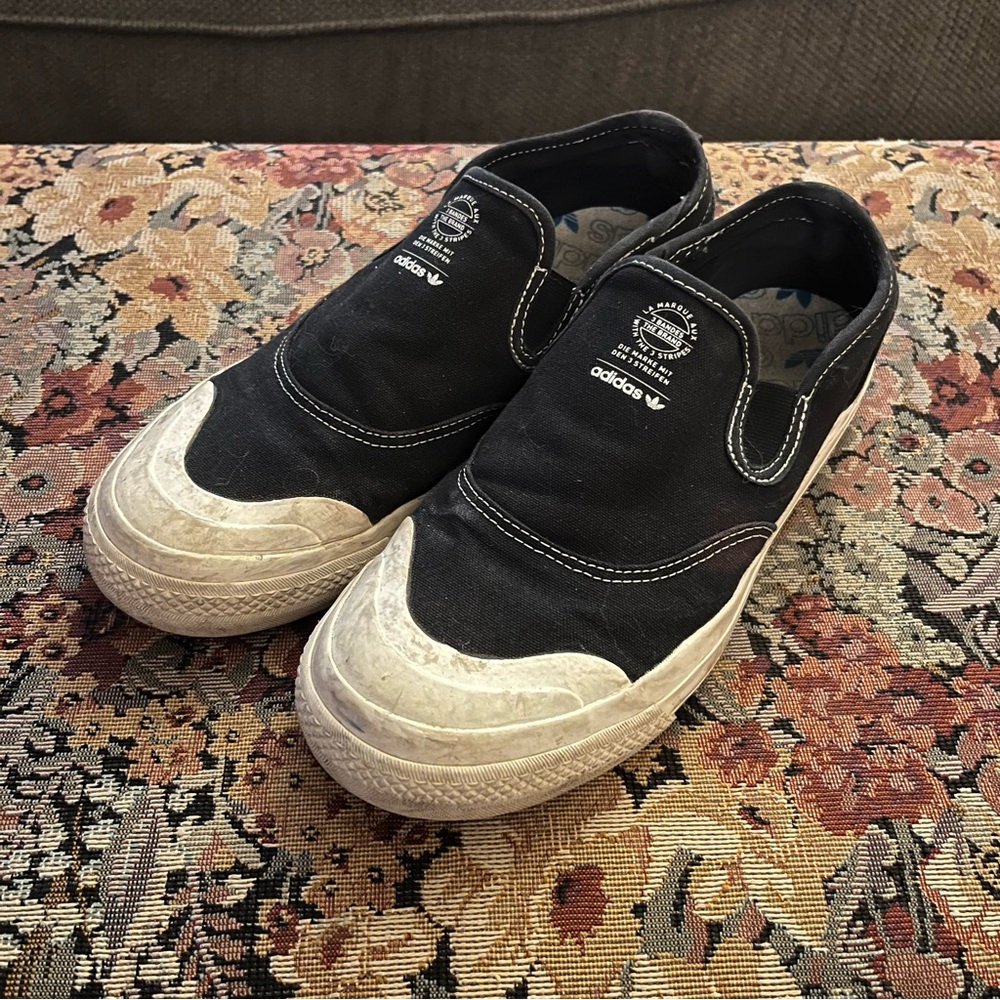 Adidas Nizza Slip-Ons